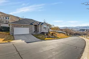 352 E Haven Crest Rd S, Draper, UT 84020 - Photo 3