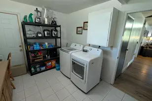 10585 N 6400 W, Highland, UT 84003 - Photo 35