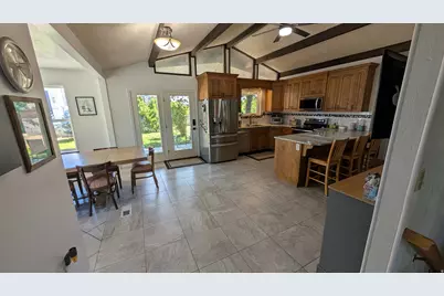 10585 N 6400 W, Highland, UT 84003 - Photo 23