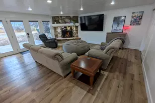 10585 N 6400 W, Highland, UT 84003 - Photo 23