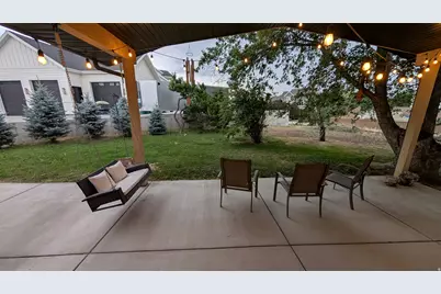 10585 N 6400 W, Highland, UT 84003 - Photo 11