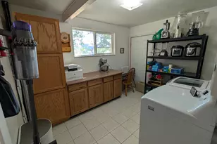 10585 N 6400 W, Highland, UT 84003 - Photo 33