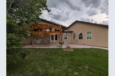 10585 N 6400 W, Highland, UT 84003 - Photo 7