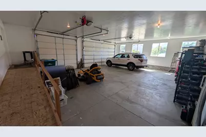 10585 N 6400 W, Highland, UT 84003 - Photo 23