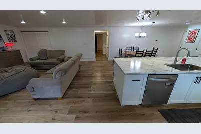 10585 N 6400 W, Highland, UT 84003 - Photo 27
