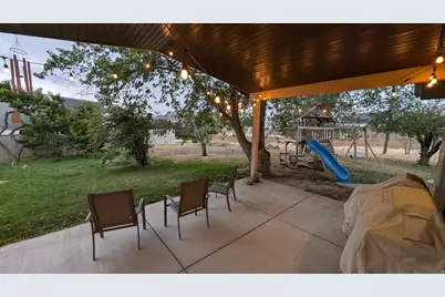 10585 N 6400 W, Highland, UT 84003 - Photo 9