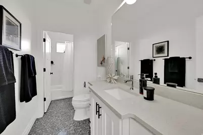 945 S 650 W, Farmington, UT 84025 - Photo 23