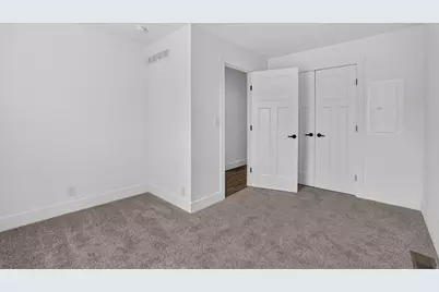 1500 N Angel St. #20, Layton, UT 84041 - Photo 11
