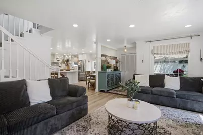 128 W Pheasantbrook Cir N, Centerville, UT 84014 - Photo 31