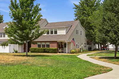 128 W Pheasantbrook Cir N, Centerville, UT 84014 - Photo 3