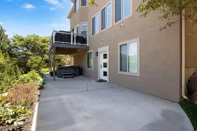 6042 W Trailview Way S, Herriman, UT 84096 - Photo 47