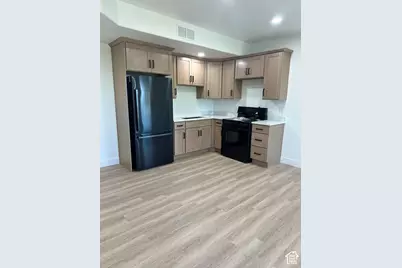 6042 W Trailview Way S, Herriman, UT 84096 - Photo 41