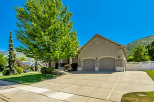 8212 S 2560 E, South Weber, UT 84405 - Photo 3