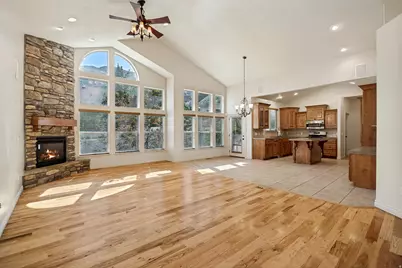8212 S 2560 E, South Weber, UT 84405 - Photo 9