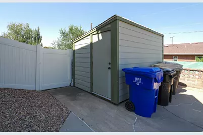 2524 S Edgehill Dr, Bountiful, UT 84010 - Photo 17