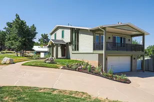 2524 S Edgehill Dr, Bountiful, UT 84010 - Photo 7
