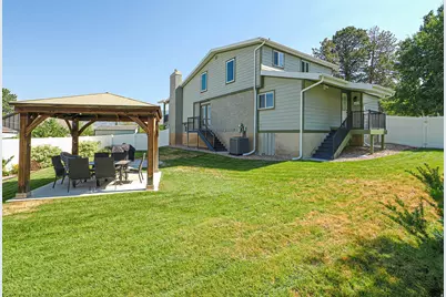 2524 S Edgehill Dr, Bountiful, UT 84010 - Photo 11