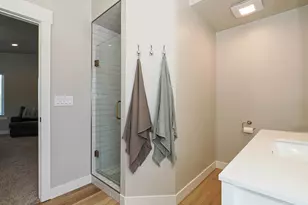 2524 S Edgehill Dr, Bountiful, UT 84010 - Photo 45