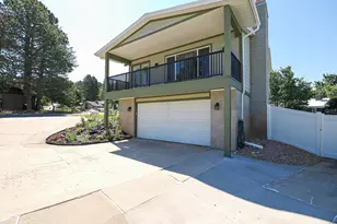2524 S Edgehill Dr, Bountiful, UT 84010 - Photo 9