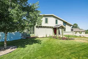 2524 S Edgehill Dr, Bountiful, UT 84010 - Photo 3