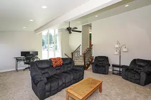 2524 S Edgehill Dr, Bountiful, UT 84010 - Photo 25