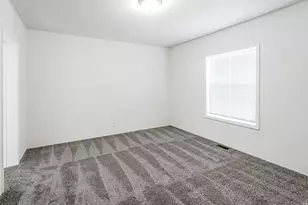 1500 N Angel St E, Layton, UT 84041 - Photo 17