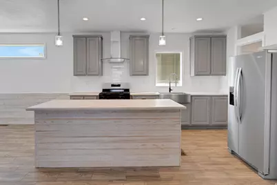 1500 N Angel St E #12, Layton, UT 84041 - Photo 11