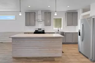 1500 N Angel St E, Layton, UT 84041 - Photo 11