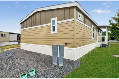 1500 N Angel St E #12, Layton, UT 84041 - Photo 5