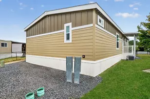 1500 N Angel St E, Layton, UT 84041 - Photo 5
