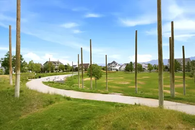 10629 S Stavanger Dr, South Jordan, UT 84009 - Photo 7