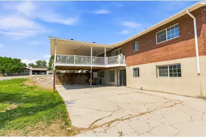 191 N 300 E, Moroni, UT 84646 - Photo 9