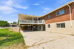 191 N 300 E, Moroni, UT 84646 - Photo 9