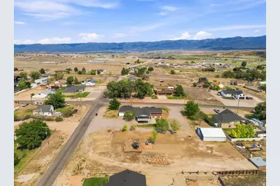 191 N 300 E, Moroni, UT 84646 - Photo 19
