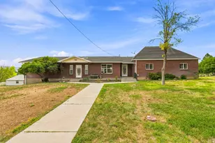 191 N 300 E, Moroni, UT 84646 - Photo 5