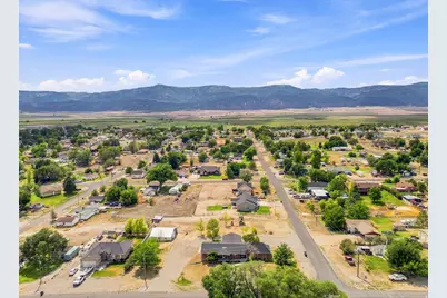 191 N 300 E, Moroni, UT 84646 - Photo 17