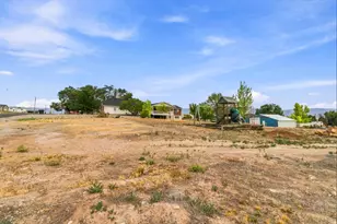 191 N 300 E, Moroni, UT 84646 - Photo 13