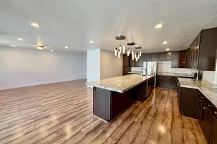 5058 S Moray Ct, Holladay, UT 84117 - Photo 5