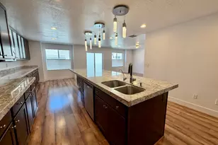 5058 S Moray Ct, Holladay, UT 84117 - Photo 7