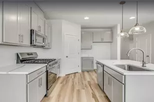 2569 N 2080 W, Clinton, UT 84015 - Photo 3