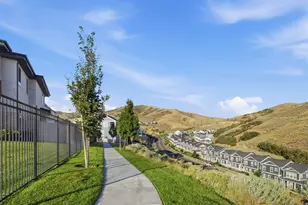 5132 N Eagles View Dr, Lehi, UT 84048 - Photo 39