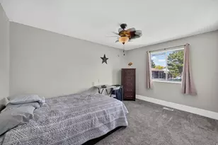 4385 S 2900 W, Roy, UT 84067 - Photo 17