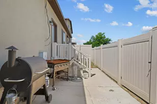 700 S 150 E, Smithfield, UT 84335 - Photo 33