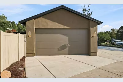 3983 S Mercury Dr, Holladay, UT 84124 - Photo 33