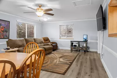 2372 S 200 E, Bountiful, UT 84010 - Photo 13