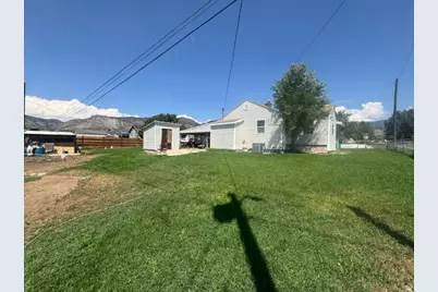 118 Shuman St, East Carbon, UT 84520 - Photo 17