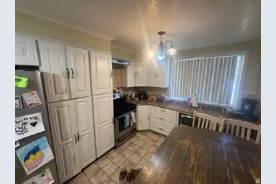 118 Shuman St, East Carbon, UT 84520 - Photo 7