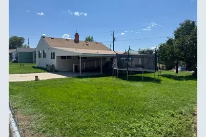118 Shuman St, East Carbon, UT 84520 - Photo 3