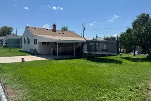 118 Shuman St, East Carbon, UT 84520 - Photo 3