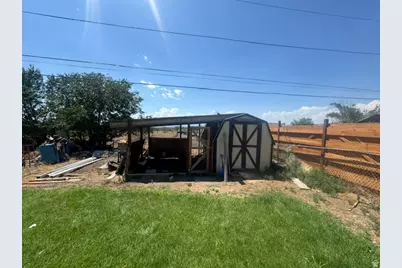 118 Shuman St, East Carbon, UT 84520 - Photo 19
